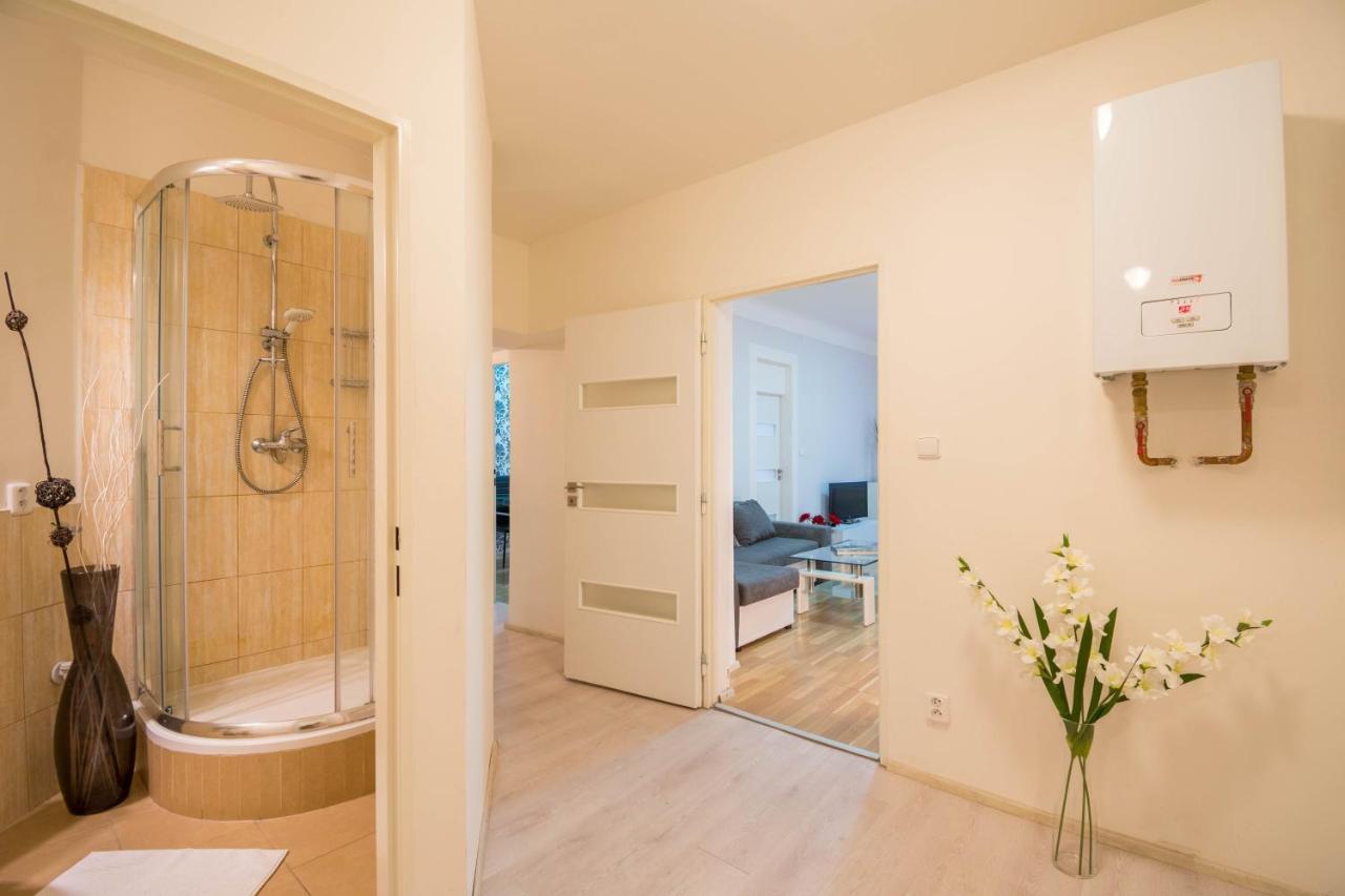 Chest Design Apartments Прага Экстерьер фото